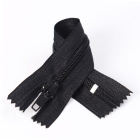 RT10 spirál cipzár zárt-14cm-Fekete